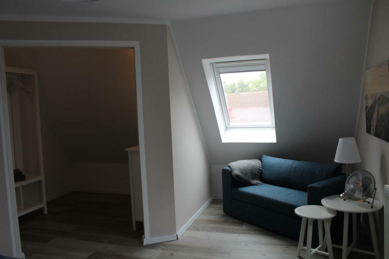 Op'N Doerp Apartments Barsbek Exterior photo
